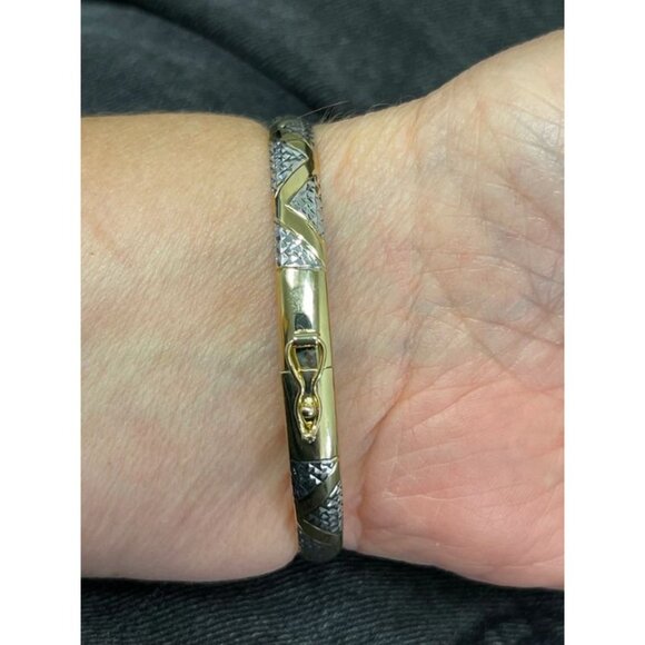 Women Solid 10K Yellow Gold 7" Textured Snake Bangle Two-Tone Bracelet Minimalis - Picture 4 of 9